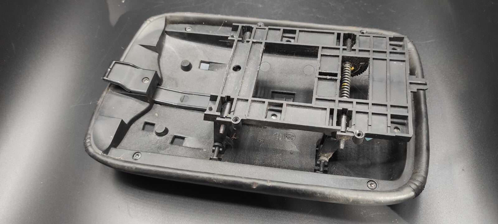 Peugeot 607 3.0i V6 2002 Center Console Armrest Top Part Black 9636201477