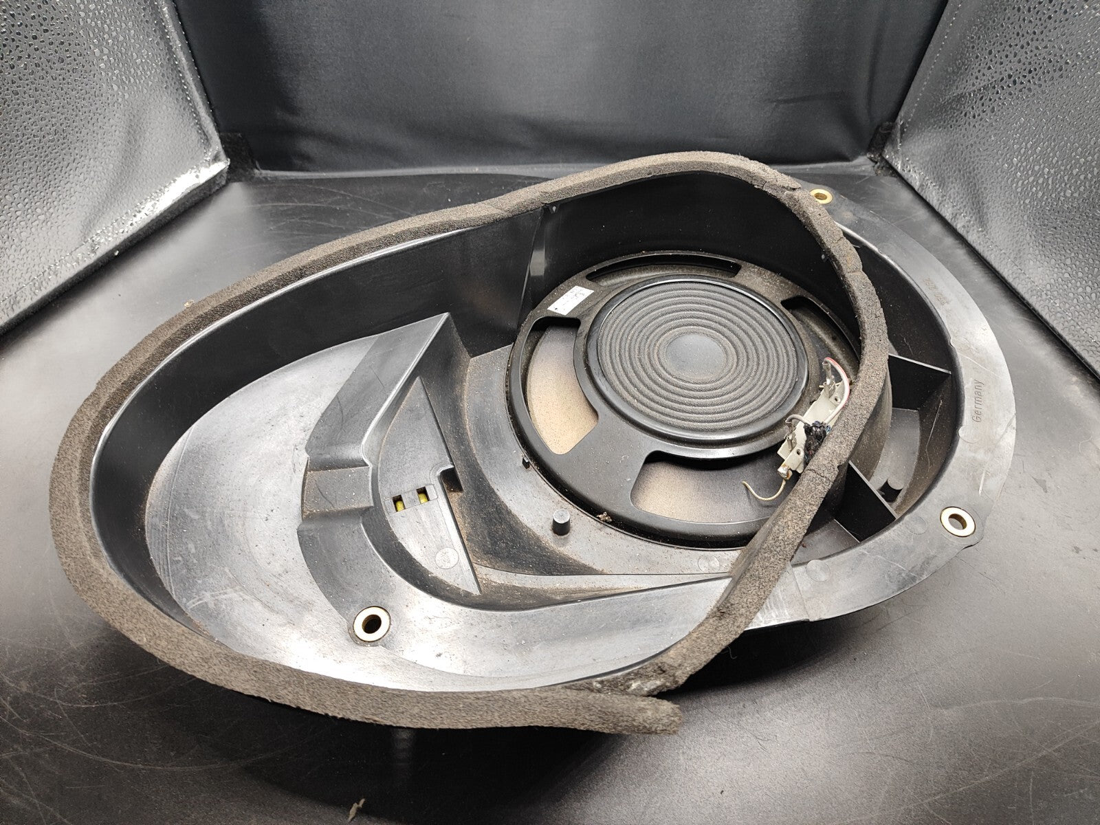 Lancia Lybra 2002 BOSE Audio Subwoofer Speaker 467406840