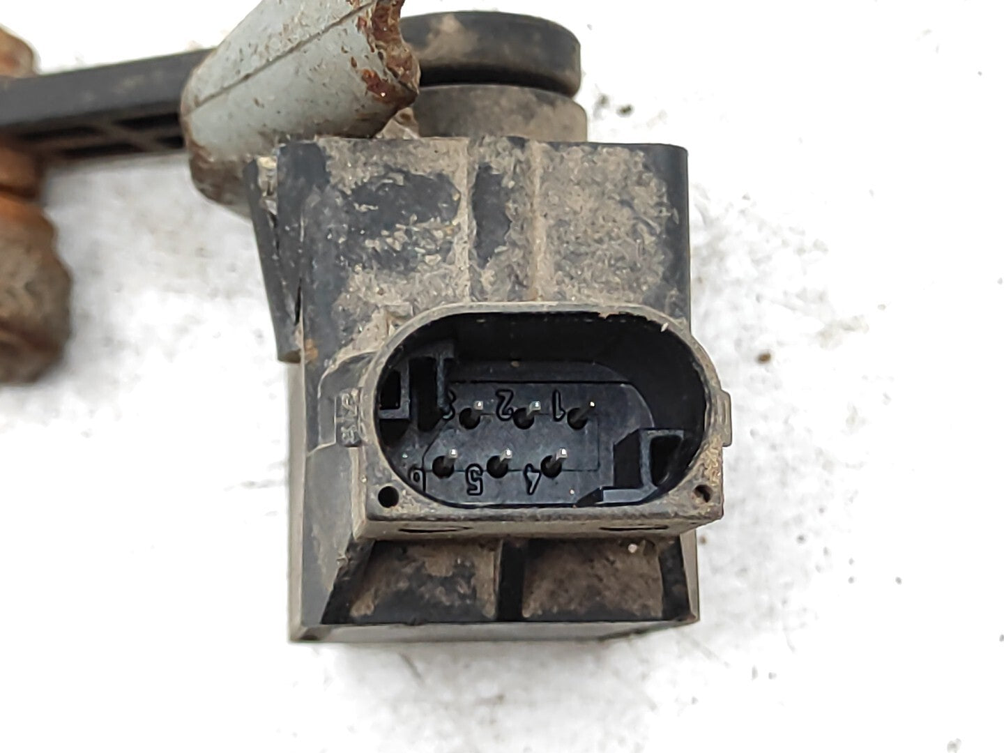 BMW 5 SERIES E39 530D 2001 Front Xenon Headlight Light Sensor 1093698