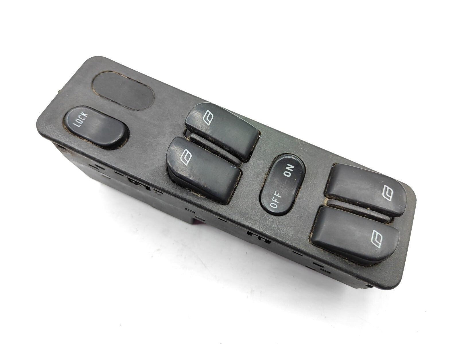 Saab 900 1996 Front Door Window Switch Button 4519120 4519146 4615860 4615852