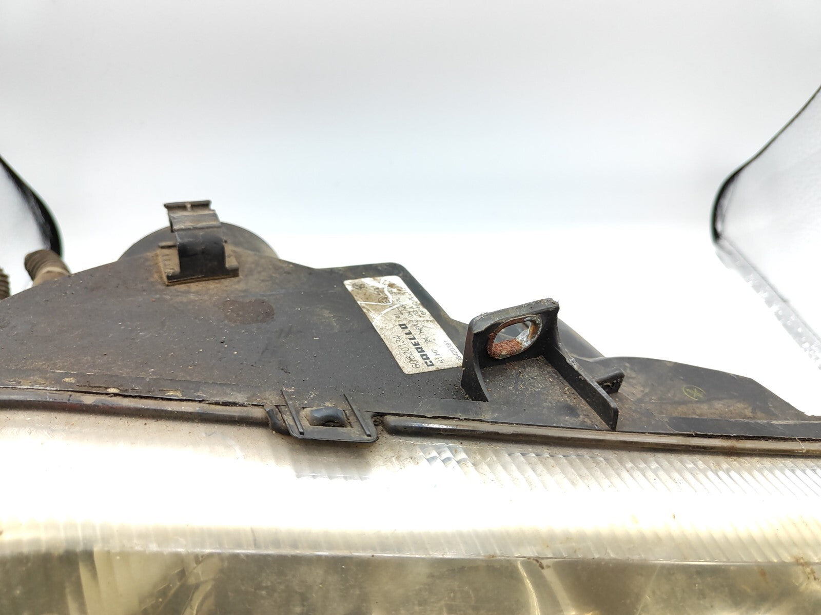 Alfa Romeo 156 1.9JTD 85kW PRE-Facelift 2000 LHD Front Right Headlight 60620134