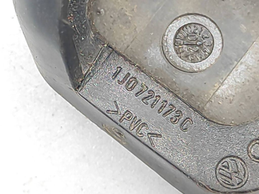 Volkswagen Golf IV 2001 LHD brake pedal rubber 1J0721173C 