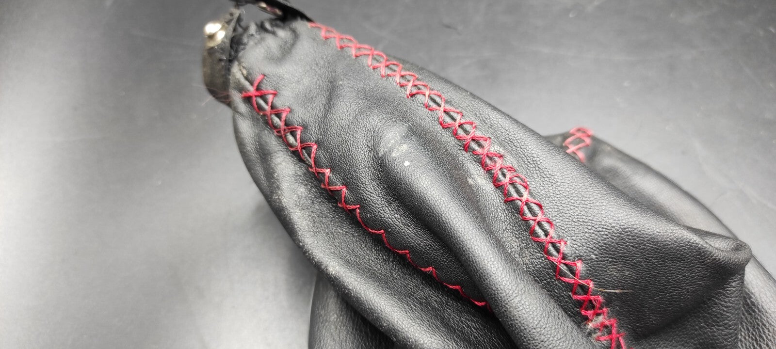 Alfa Romeo 147 1.9JTD 16V 2003 Shift Knob Surround Leather Trim Gaiter