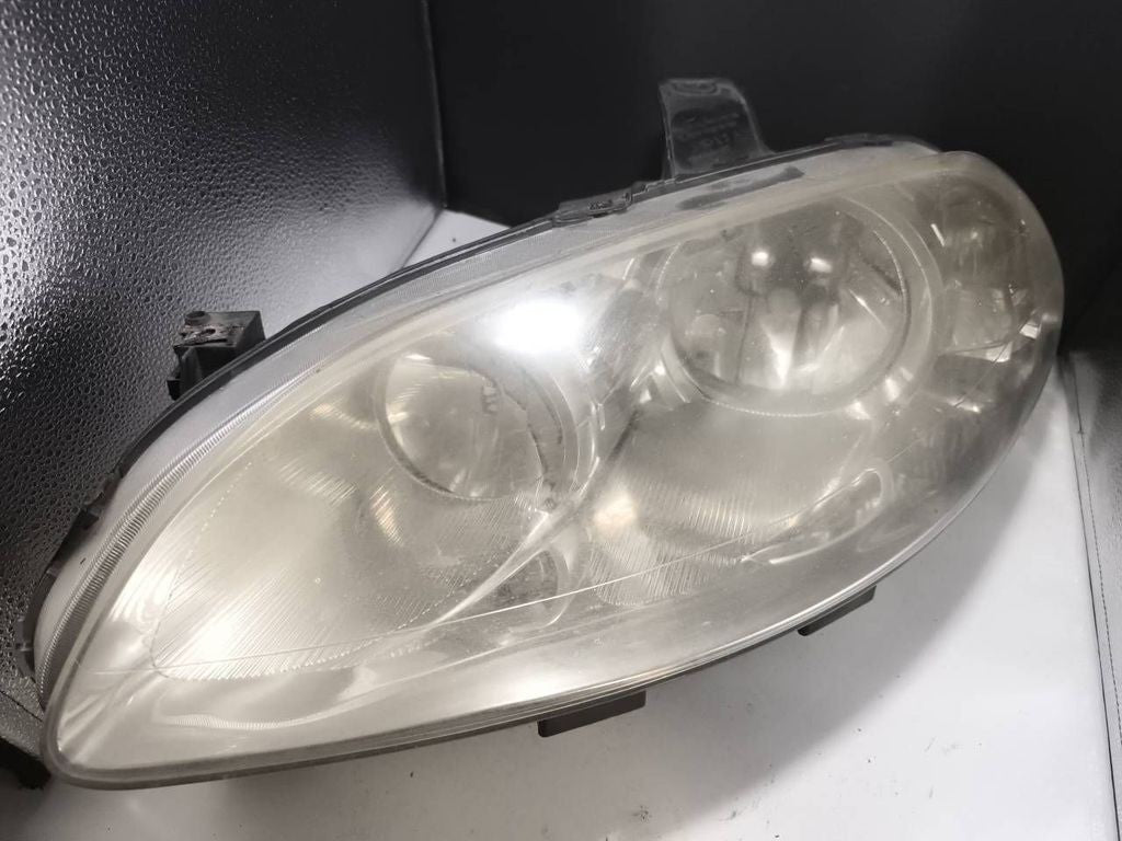 Fiat Croma 2.4JTDM 147kW 2007 LHD Left headlight 51733561 