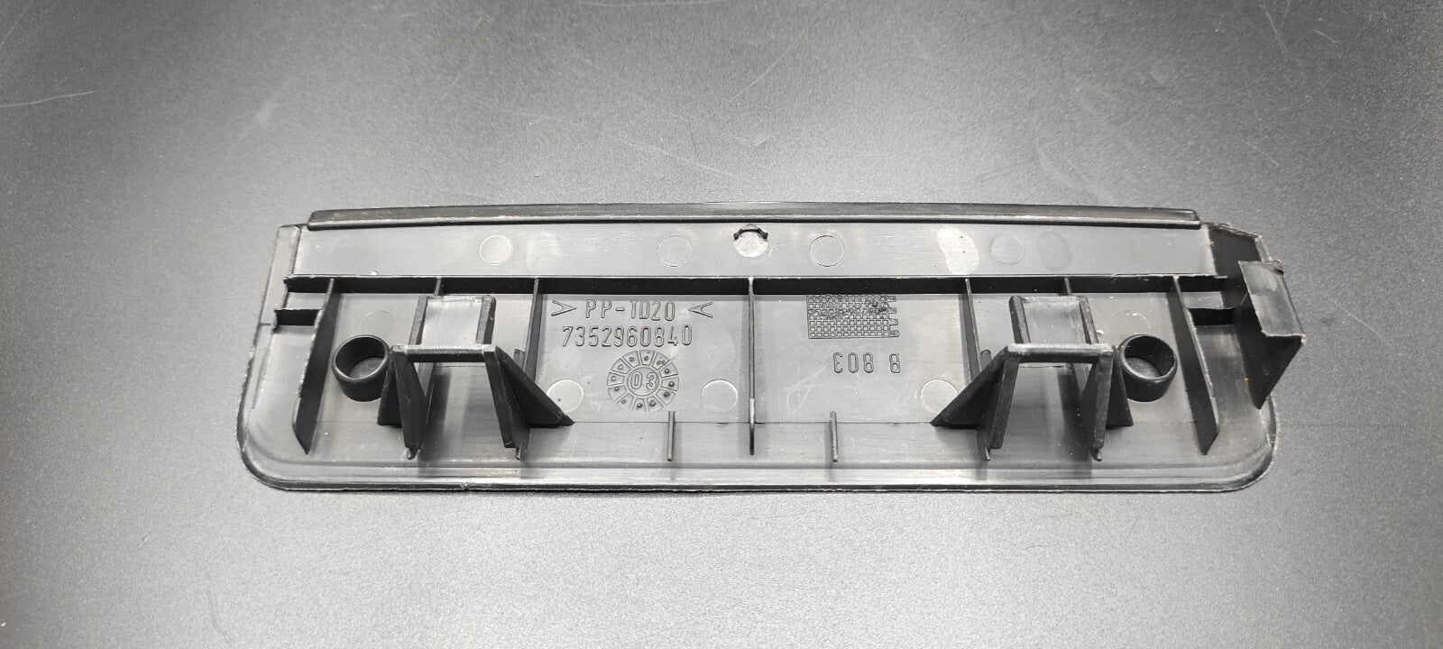 Alfa Romeo 147 1.9JTD 85kW 2004 Rear Additional Brake Light Cover Trim LS376438