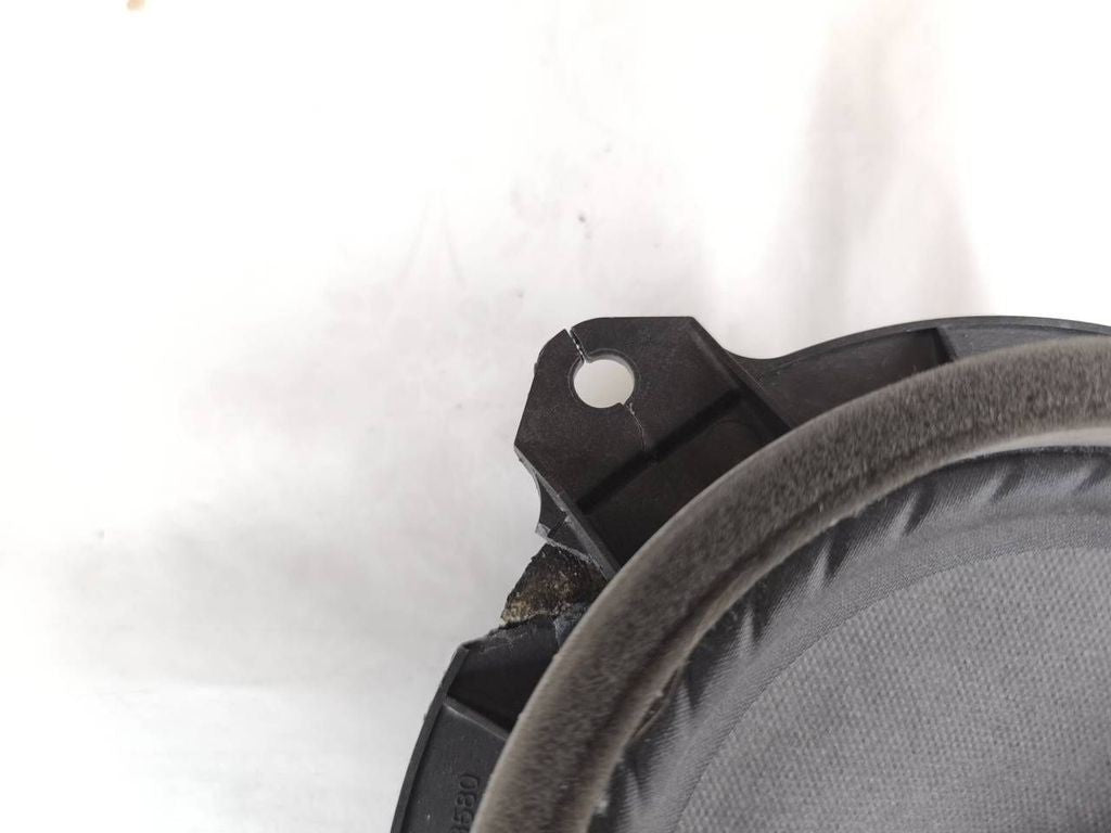 Toyota RAV 4 (XA30) 2008 rear door speaker 861602B580 