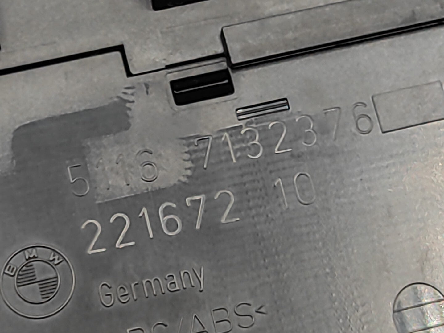 BMW 3 Series 330D 170kW E90 E91 Dashboard Panel Ashtray 51167132376