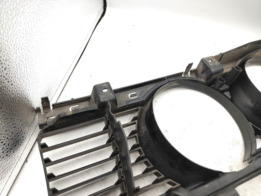 BMW 5 Series E34 Petrol 1988 Front Left Side Headlight Grill 843174
