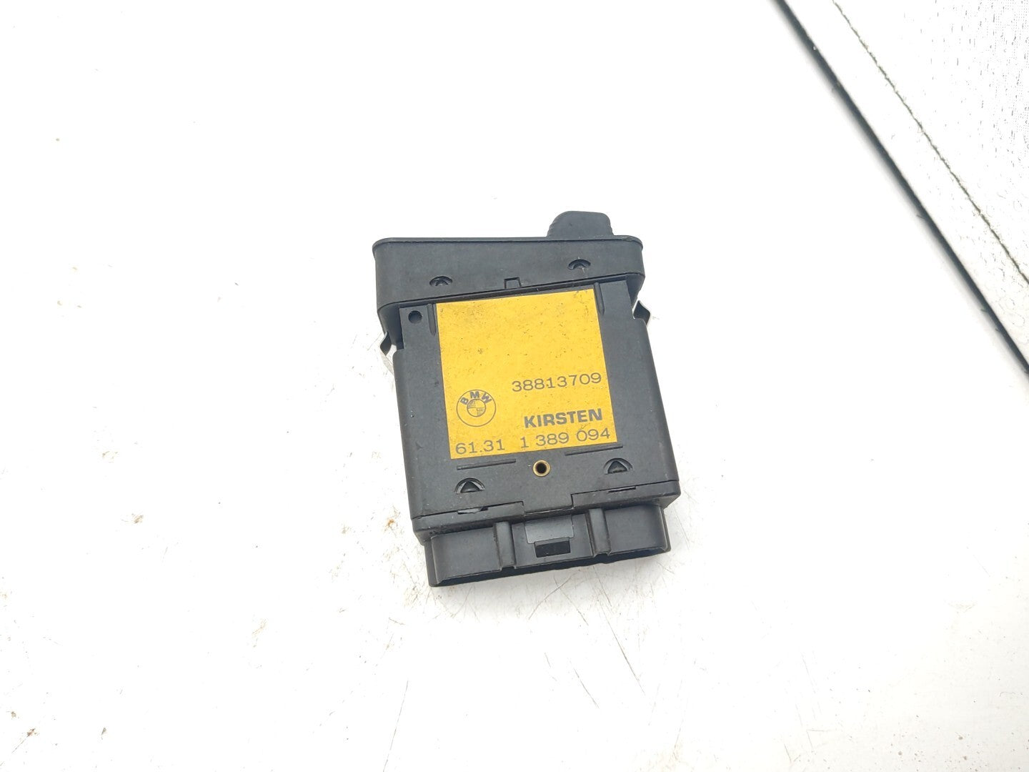 BMW 525i E34 1992 Front Fog Light Button Switch 1389094 61311389094