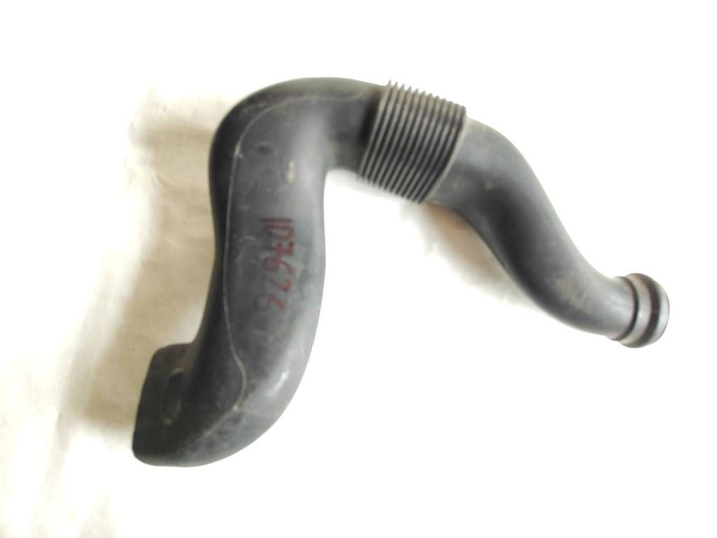 Volkswagen Fox 2008 Petrol air intake hose pipe 6Y0129618A 