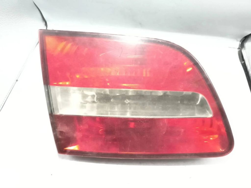 Fiat Stilo 2002 tailgate rear left tail light lamp 51717943 
