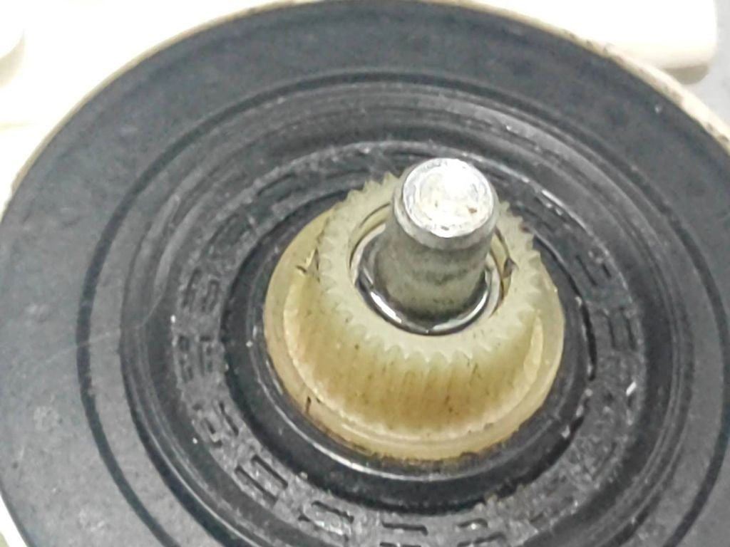 Citroen C6 2008 Left front window regulator motor 0130822258 