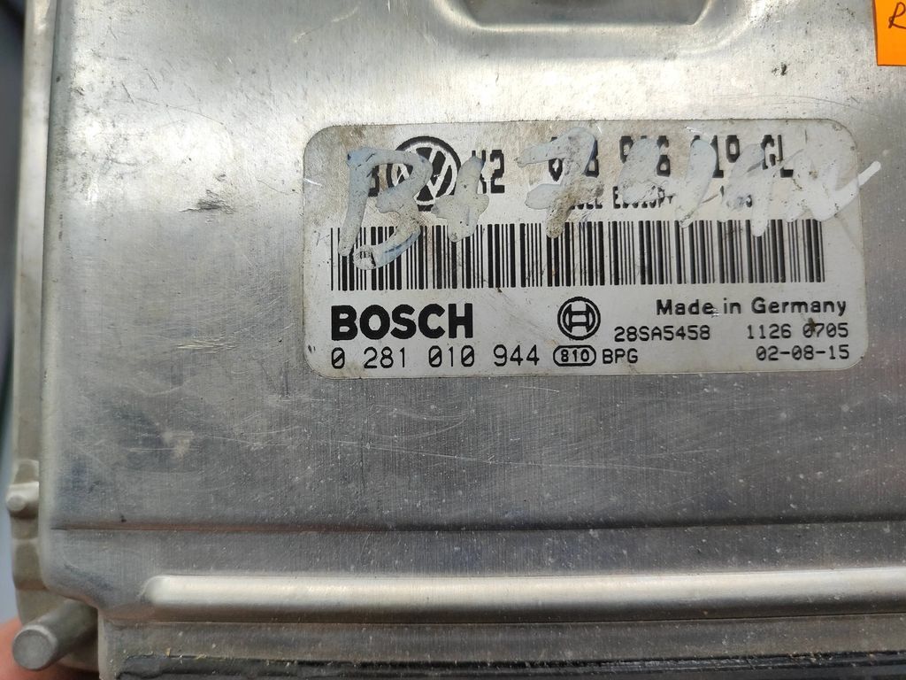 Volkswagen PASSAT B5.5 1.9TDI 2001 Engine control unit module ECU 0281010944