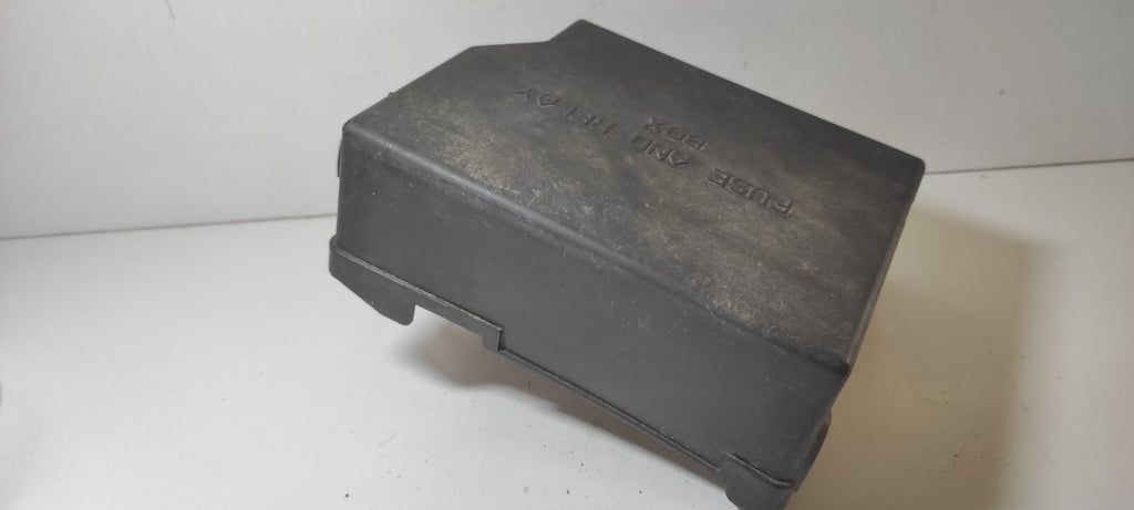 Alfa Romeo GT / 147 1.9JTD 2006 Diesel Engine Fuse Box Cover Cap