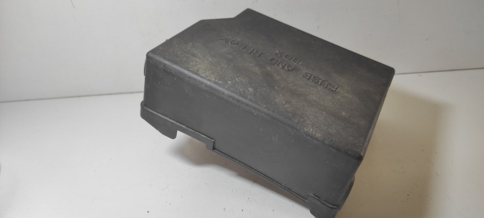 Alfa Romeo GT / 147 1.9JTD 2006 Diesel Engine Fuse Box Cover Cap