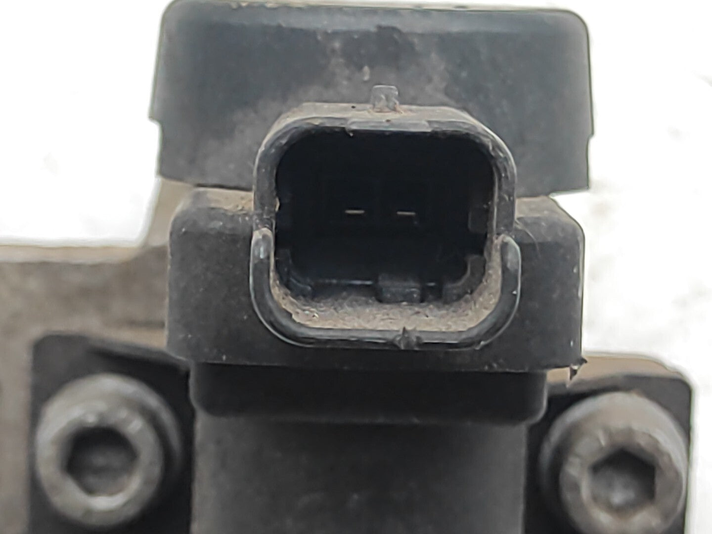 Land Rover Freelander LR2 2010 2.2TD Diesel Engine Solenoid Valve 9681882280