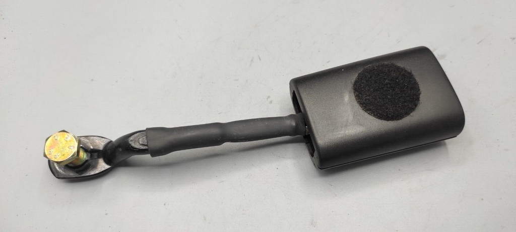 Alfa Romeo GT 1.9JTD 110kW Diesel 2004 LHD Front Right Seatbelt Buckle 1002547