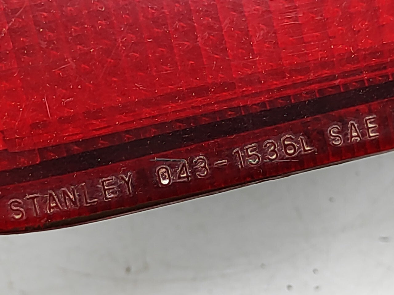 Mitsubishi Space Wagon 1997 LHD Rear Left Taillight Light 0431536L