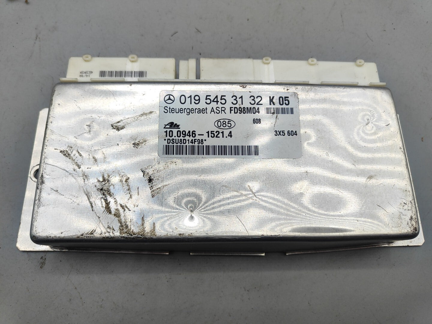 Mercedes Benz C W202 S202 Petrol ABS ASR Control Unit ECU 0195453132