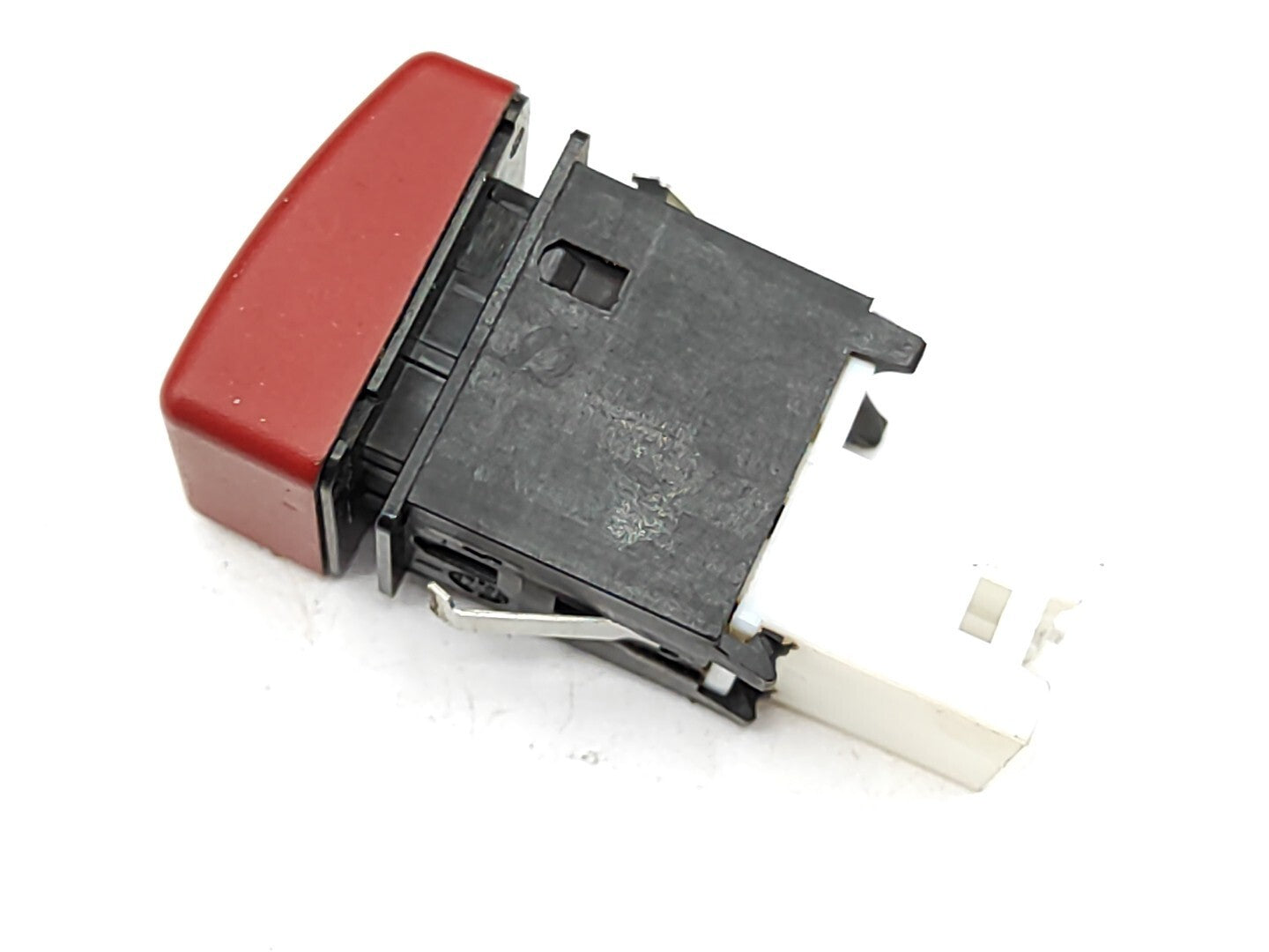 Rover 45 25 Facelift ZS Front Hazzard Indicator Switch Button YUG001030CWB