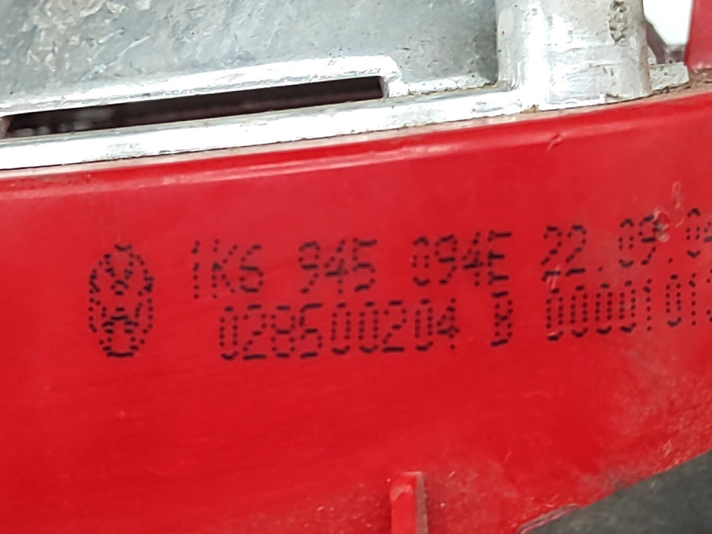 Volkswagen Golf MK5 2006 LHD Rear Right Taillight Light 1K6945094E