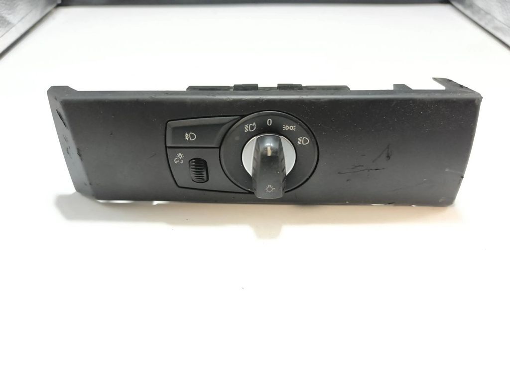 BMW 5 E60 E61 2007 HeadLight switch 6988553 