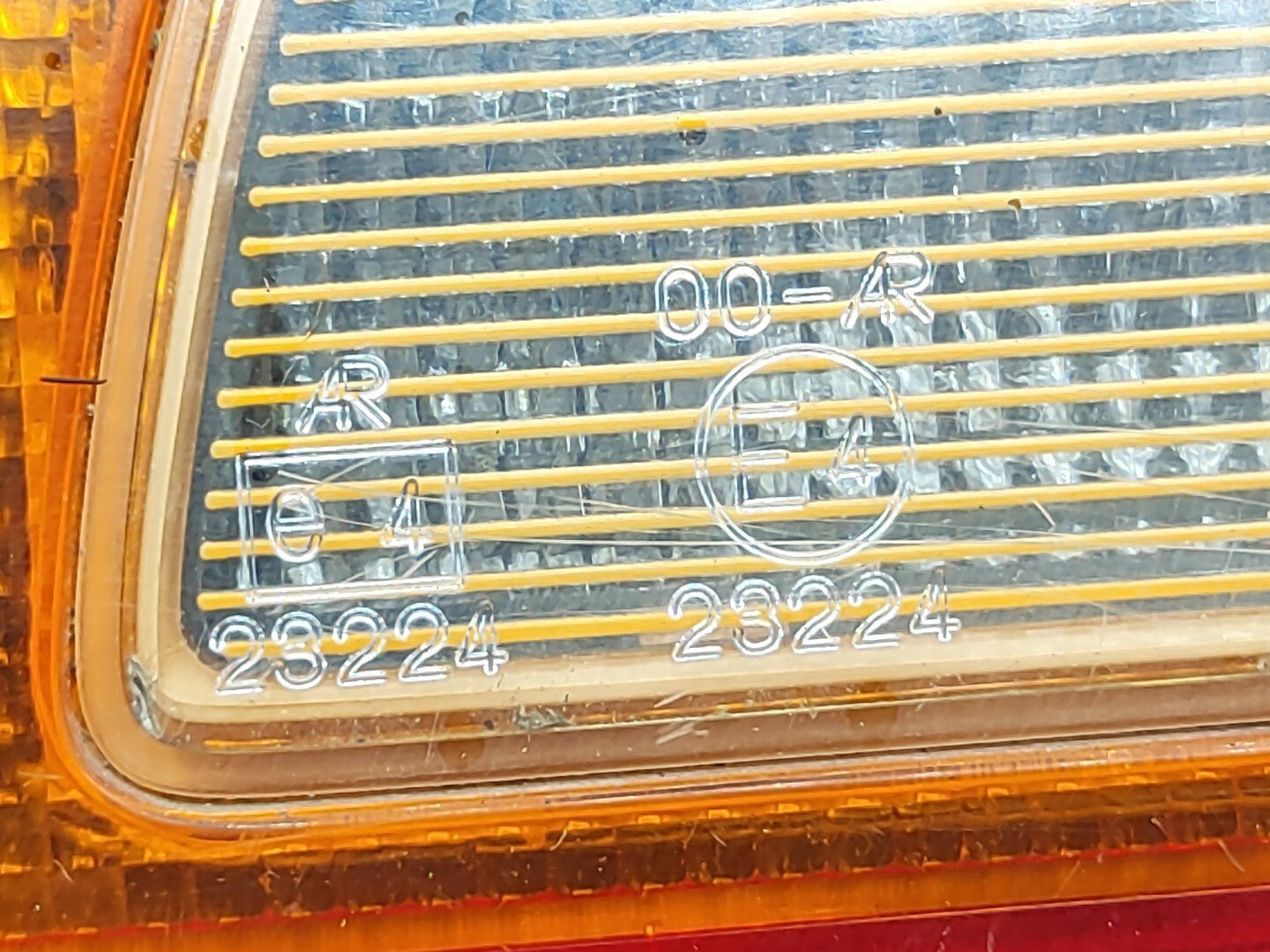 Honda Civic 5 Gen 1.5i 66kW Sedan 1994 Rear Right Side Taillight Light 0431132