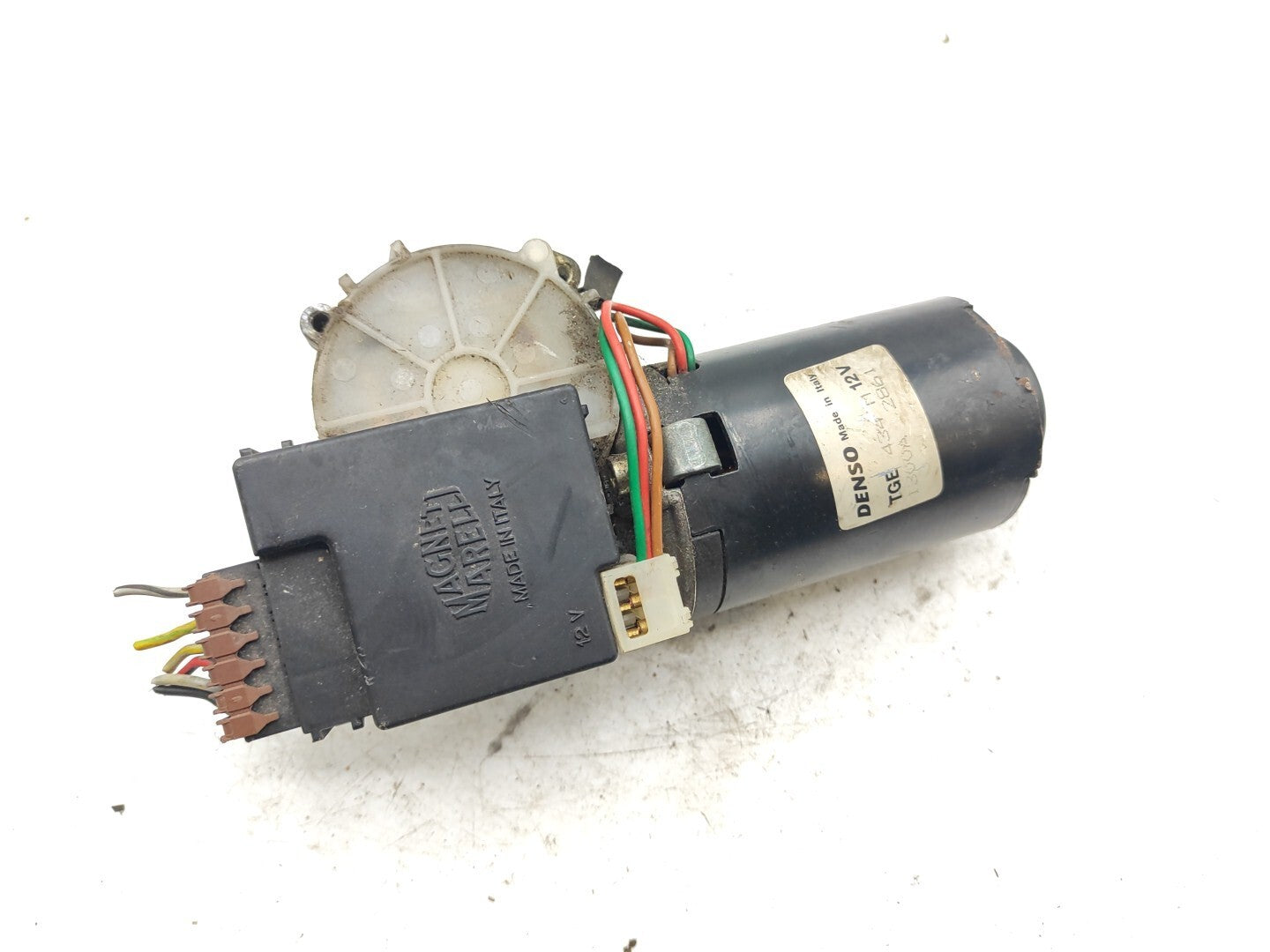 Alfa Romeo 156 2.4JTD 129kW 2003 LHD Front Windshield Wiper Motor TGE434