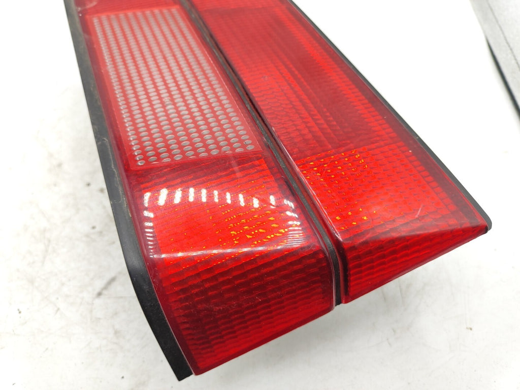BMW 5 Series 525i E34 1991 LHD Rear Right Taillight Light Lamp 1384012R