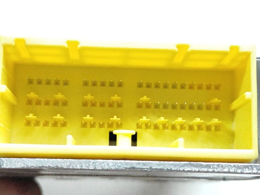 Toyota Avensis T250 2008 Safety Control unit module 8917005220 