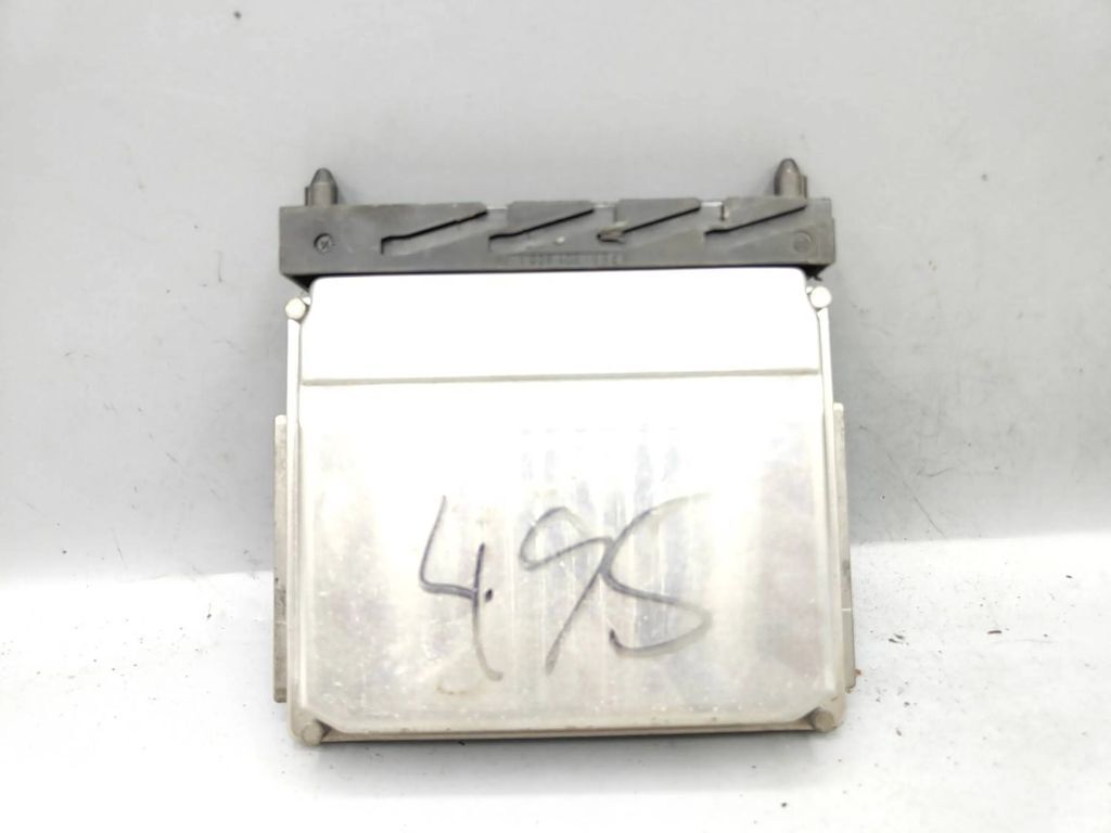 Volvo S60 2.4D Diesel 2002 Engine control unit module ECU 0281010319 
