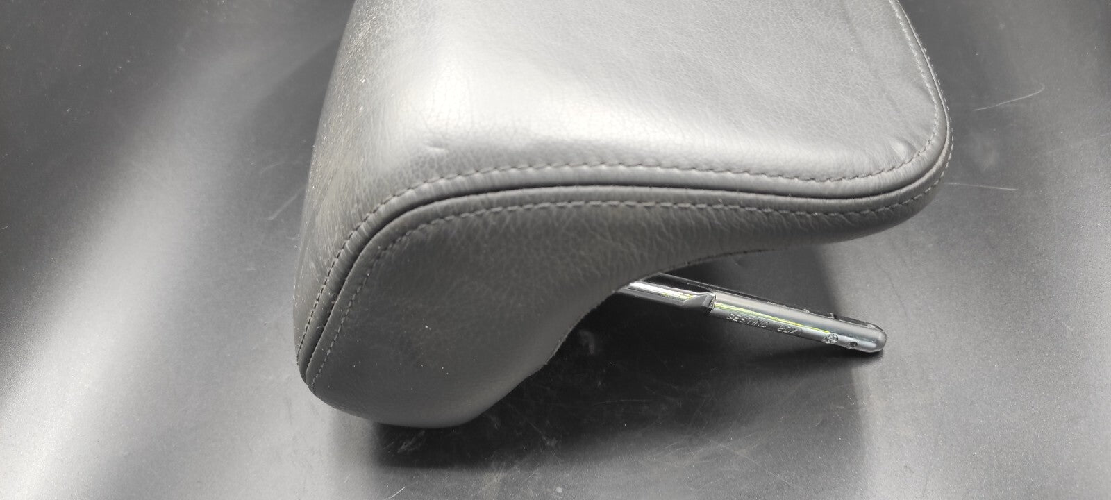 Alfa Romeo GT 1.9JTD 110kW 2005 Rear Interior Seat Headrest Black Leather