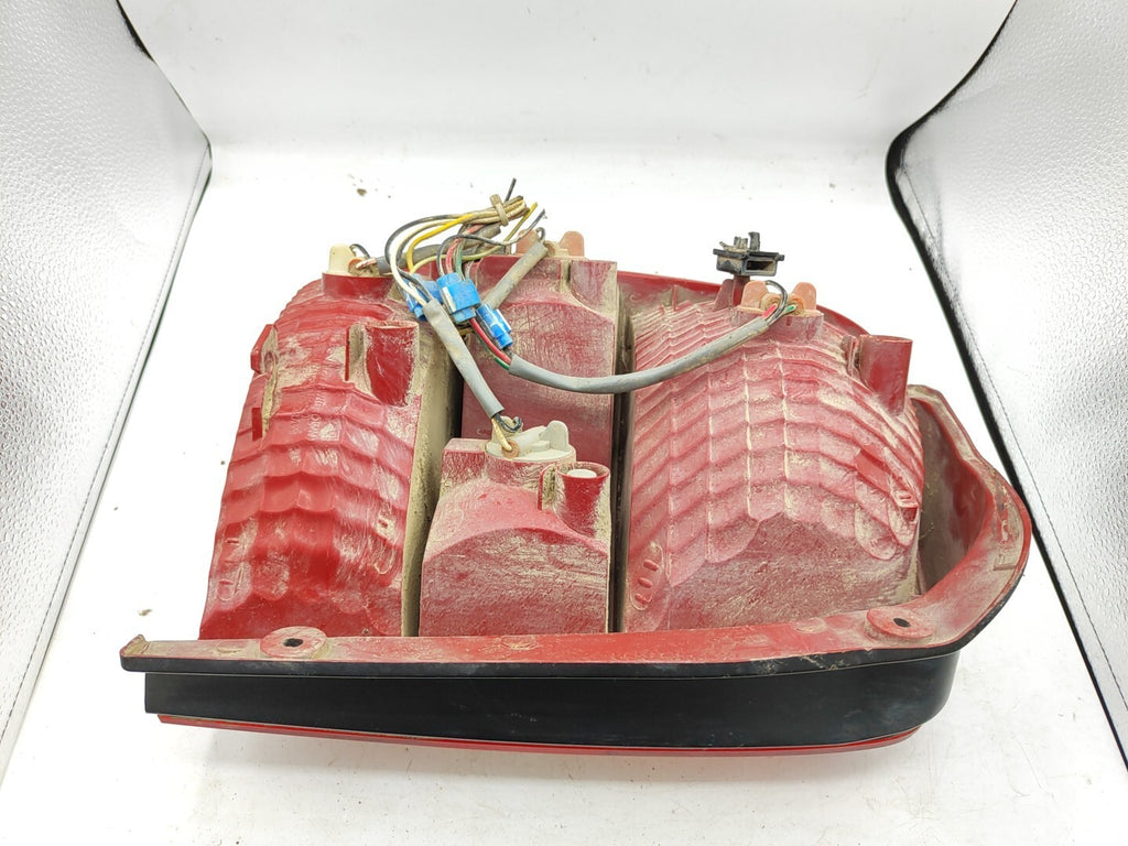 Kia Carnival 2003 LHD Rear Right Side Taillight Lamp Light 1K53A51140R