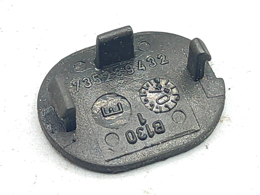 Alfa Romeo 147 1.9JTD 16V 2007 Front Door handle bolt cover 735289432