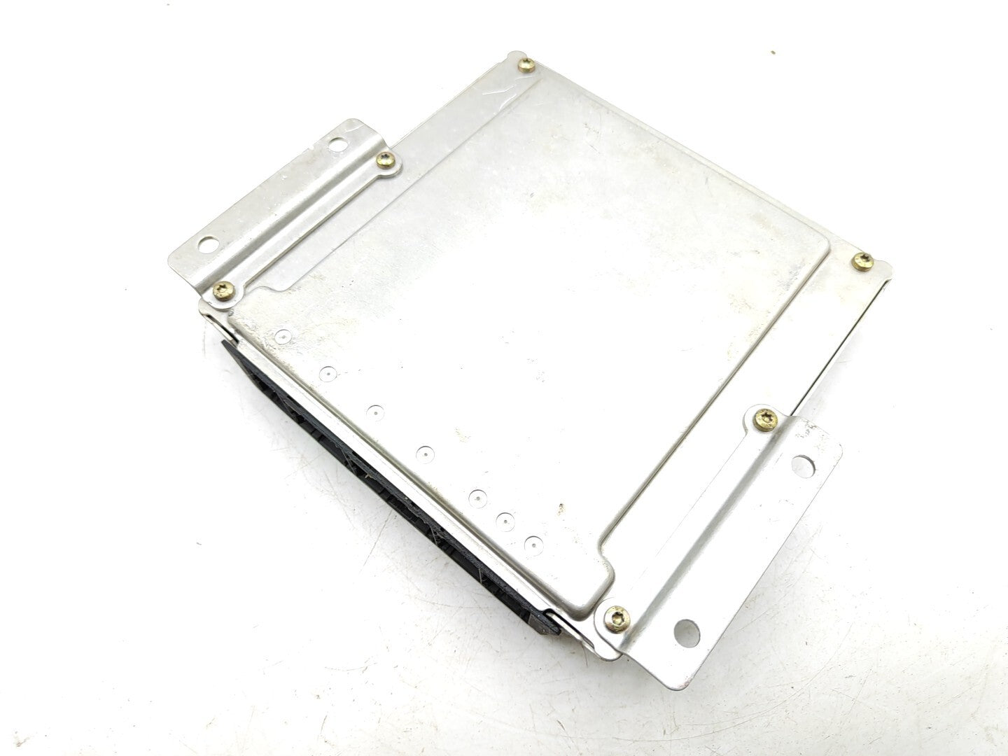 Alfa Romeo 156 2.4JTD SW 2000 Engine Control Module ECU 46774779 0281010022