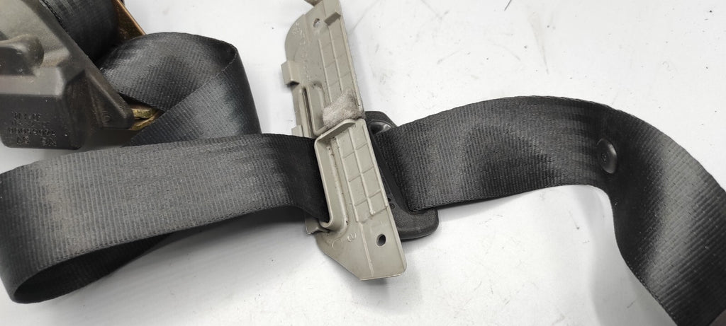 Alfa Romeo 166 2.4JTD 110kW 2003 Rear Left Seat Safety Seatbelt 044047