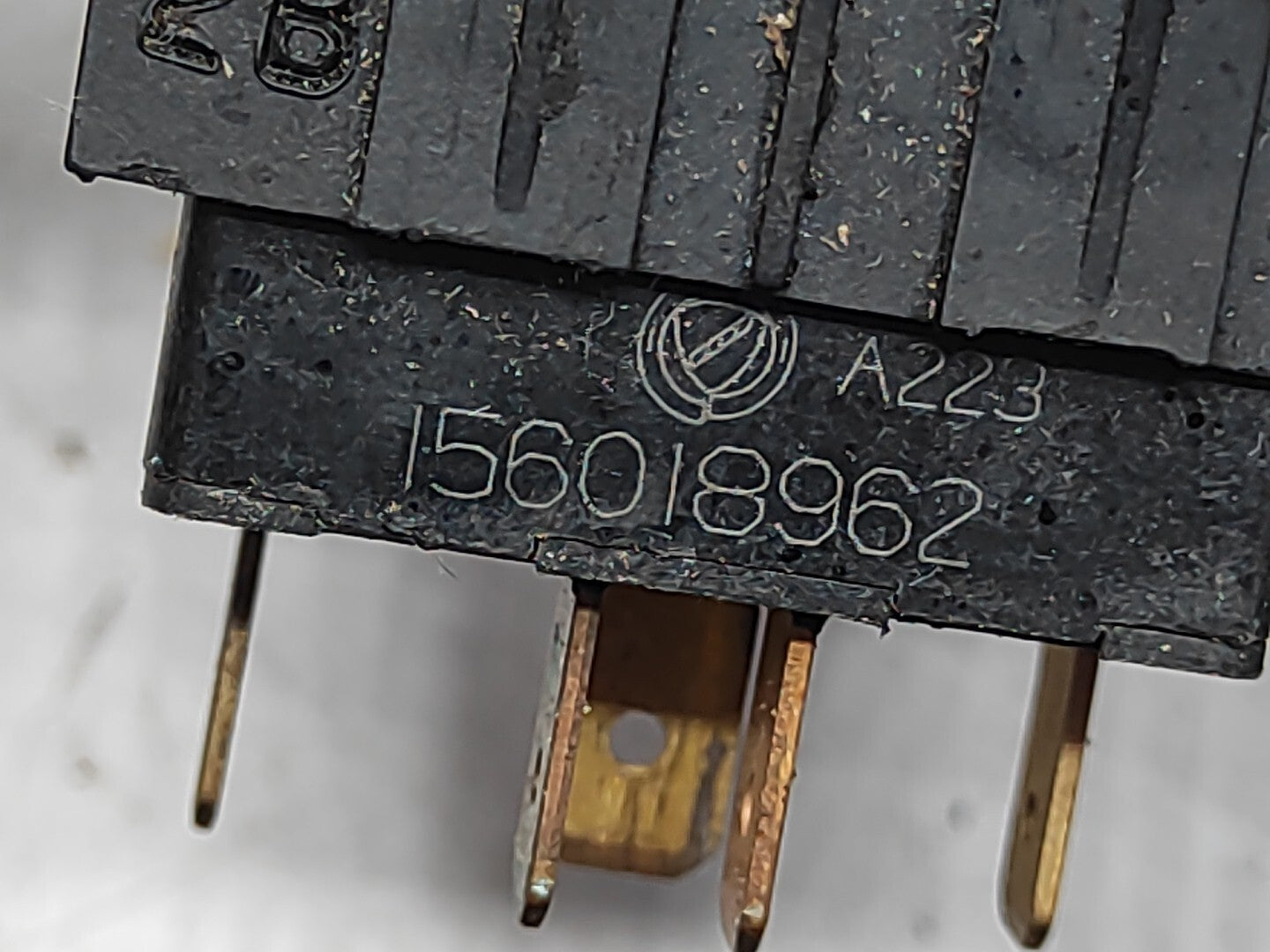 Alfa Romeo 166 2.0TS 2000 LHD Electric Window Control Button Switch 156029687