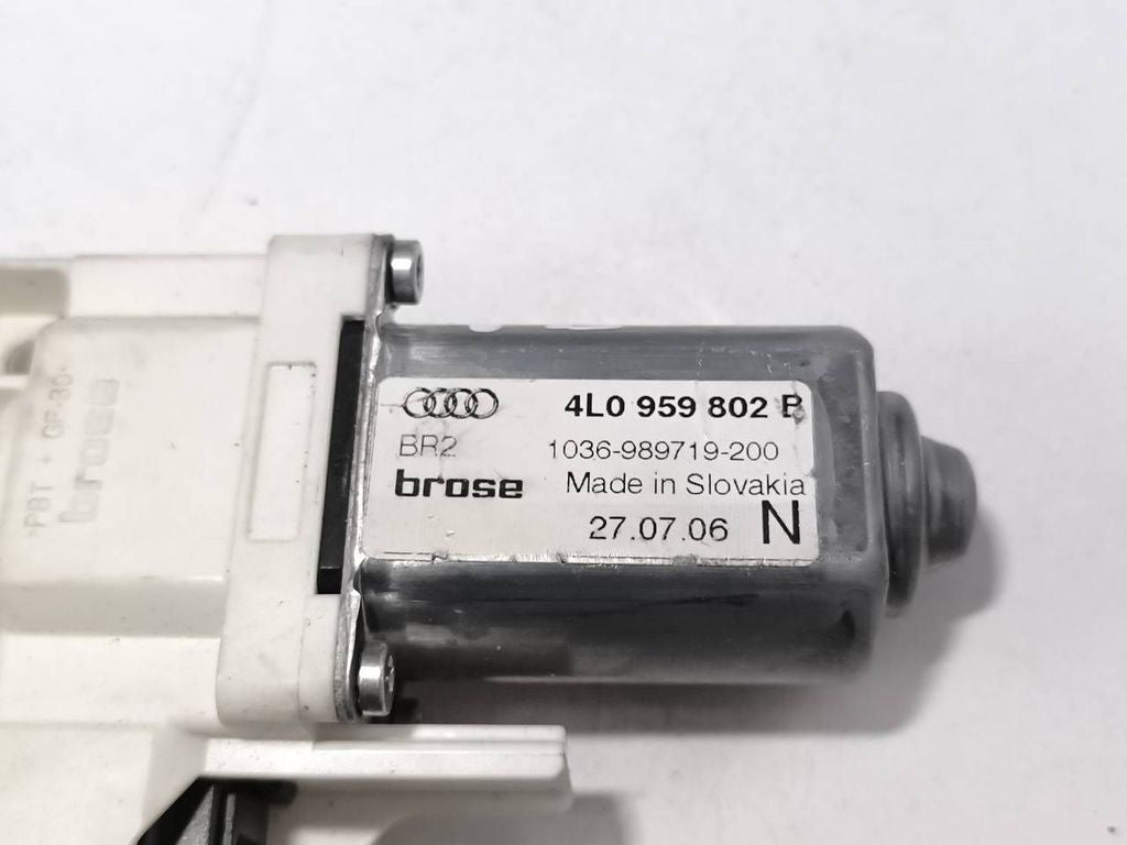 Audi Q7 4L 2009 front right window regulator motor 4L0959802B 