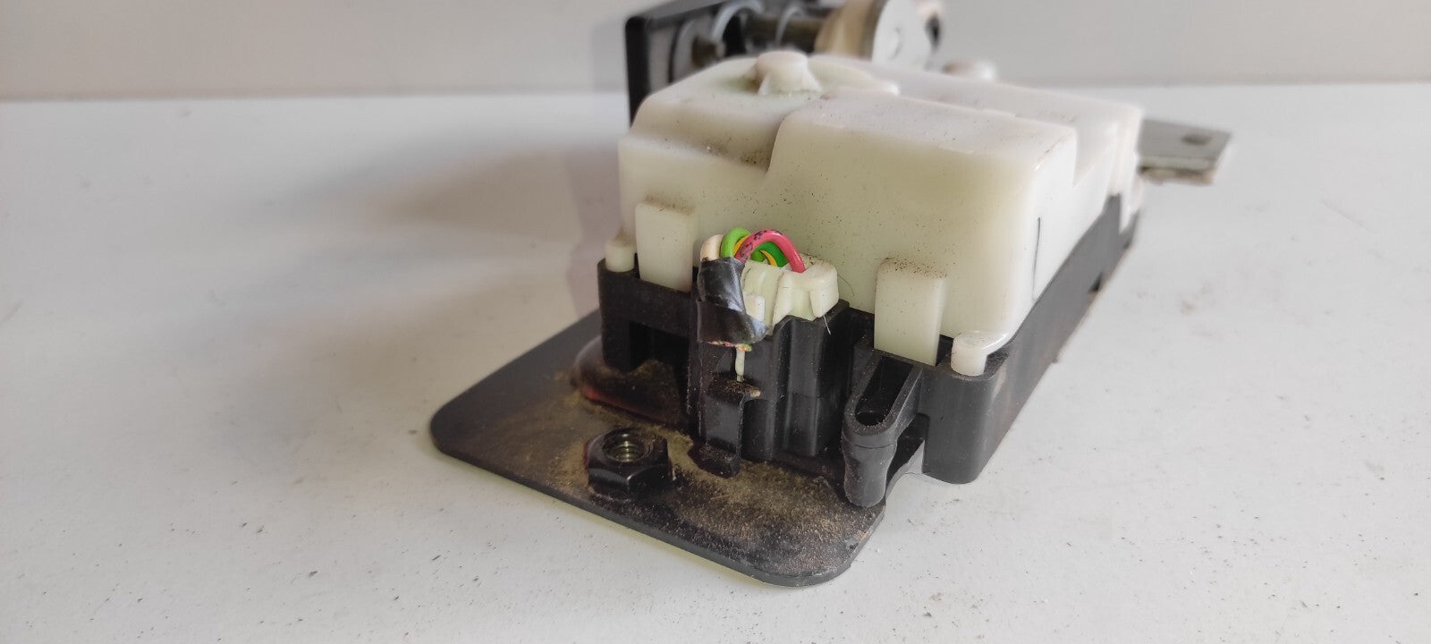 Peugeot 607 3.0i V6 Petrol 2000 Rear Tailgate Trunk Lock Mechanism KIEKERT AG