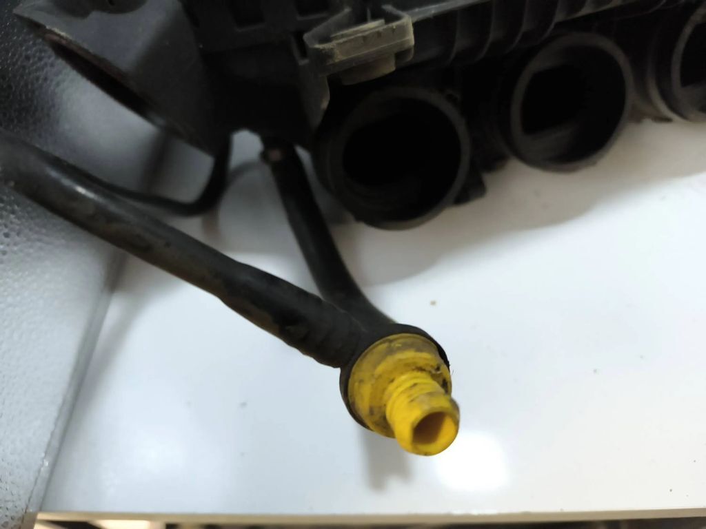 Alfa Romeo 156 Twin Spark 2000 Petrol Engine intake manifold 0280600011 