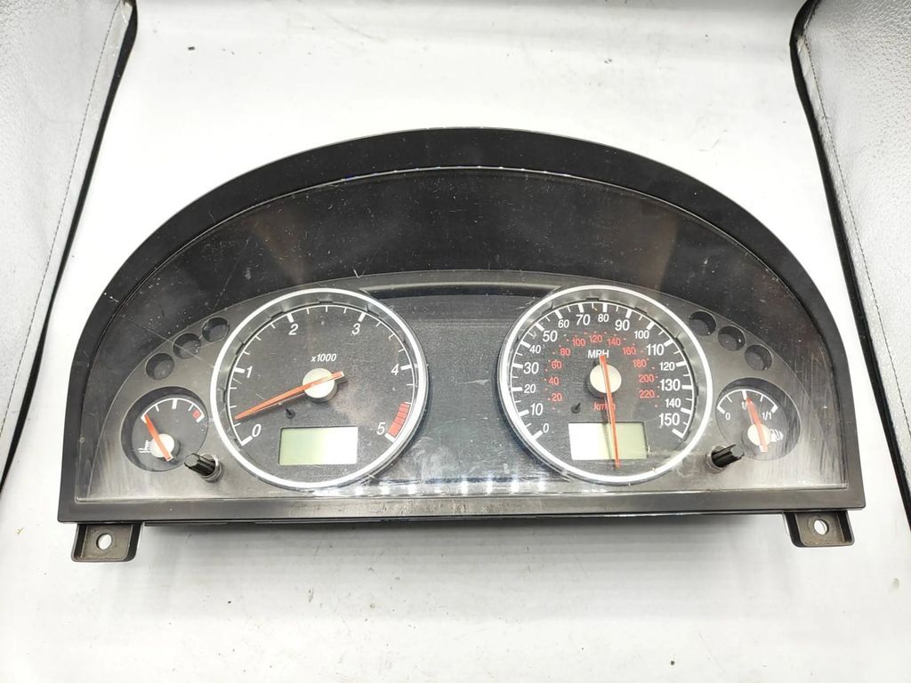 Ford Mondeo Mk III 2002 LHD Diesel speedometer instrument cluster 1S7F10849KE 