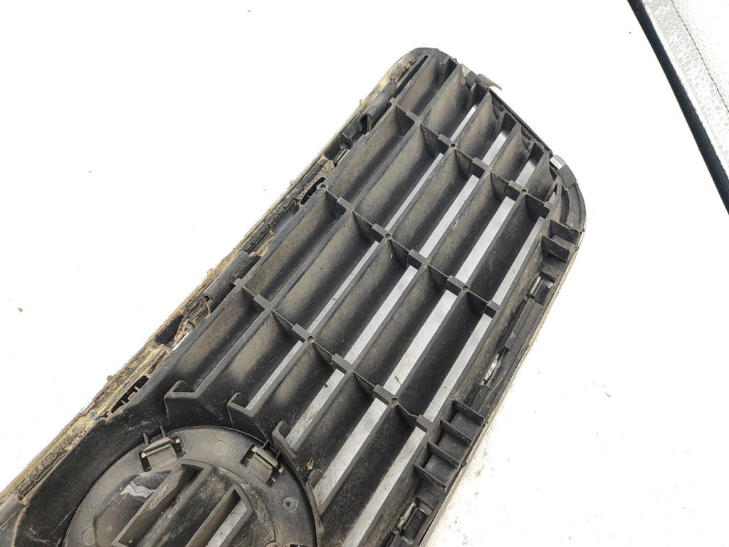 Audi A4 B5 1.8T Petrol Avant 1998 Front Upper Bumper Grill 8D0853651J