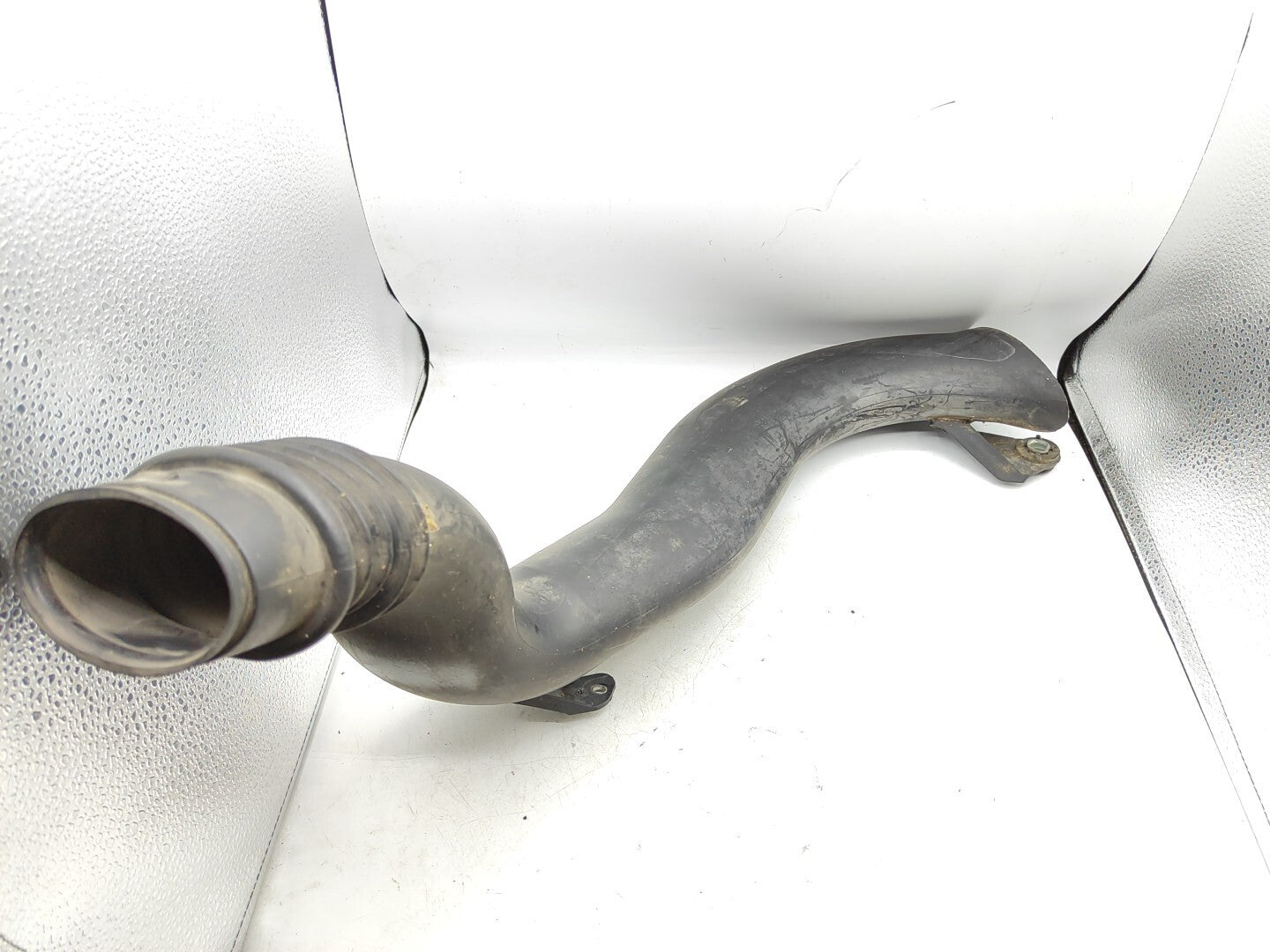 Alfa Romeo 159 1.9JTDM 88kW 2007 Diesel Engine Air Intake Pipe Hose 51782843
