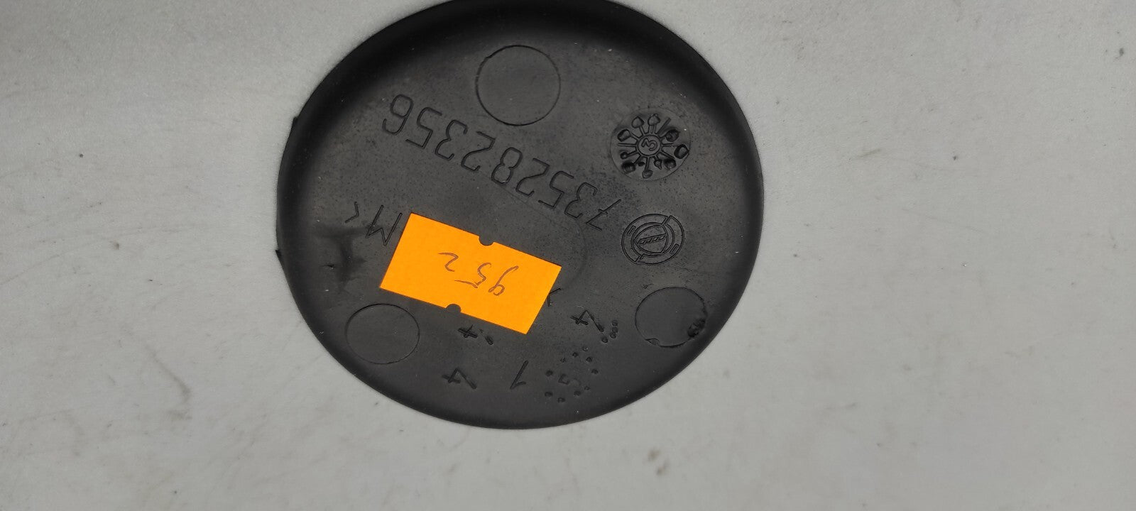 Alfa Romeo 147 110kW Diesel 2003 Center Console Rubber Pad Mat 735282356