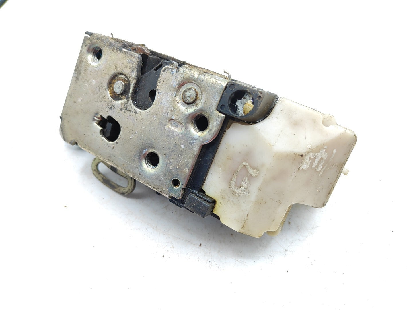 Alfa Romeo GT 1.9JTD 110kW 16V Diesel 2005 LHD Front Left Door Lock B792