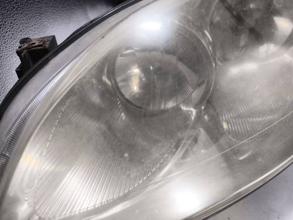 Fiat Croma 2.4JTDM 147kW 2007 LHD Left headlight 51733561 