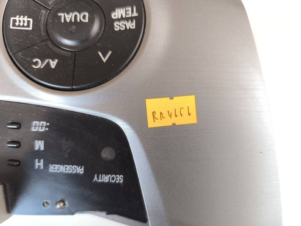Toyota RAV 4 (XA30) 2008 RHD Climate control unit module 5590042290 