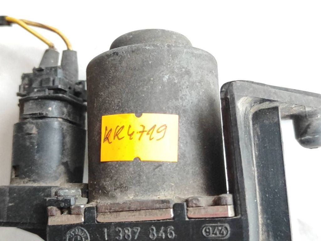 BMW 3 E36 1995 Water heater control valve 1387846 