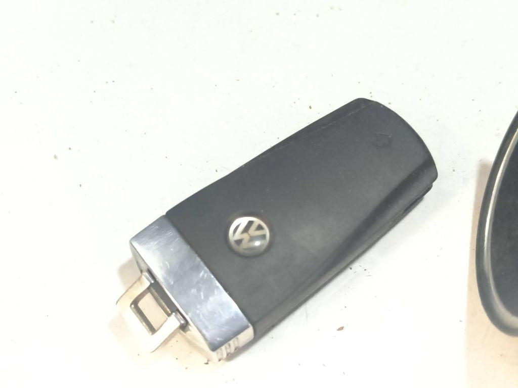 Volkswagen PASSAT B6 2008 Ignition barrel lock 3C0905843Q 