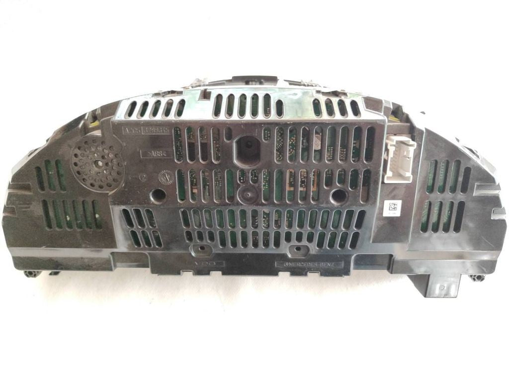A2129003509 Mercedes-Benz E W212 2012 RHD speedometer instrument cluster 